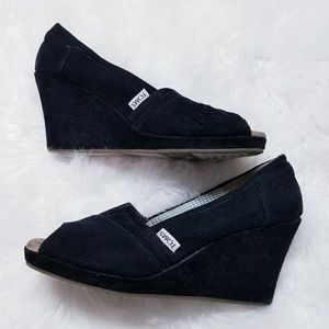 Toms wedges womens size 8.5